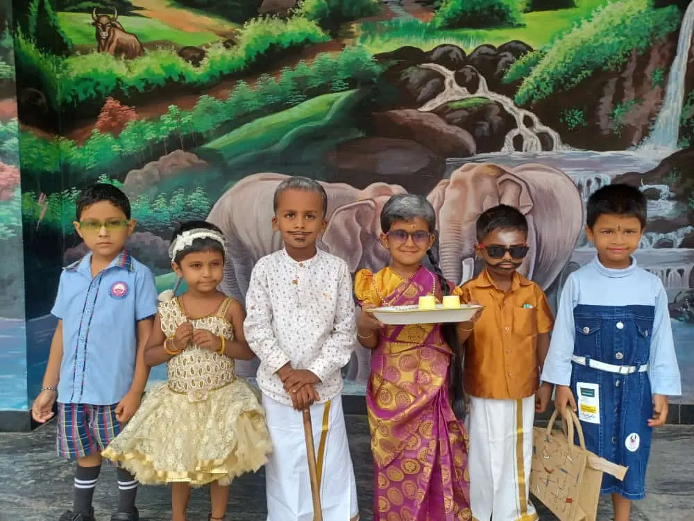  Theme Day: My Family