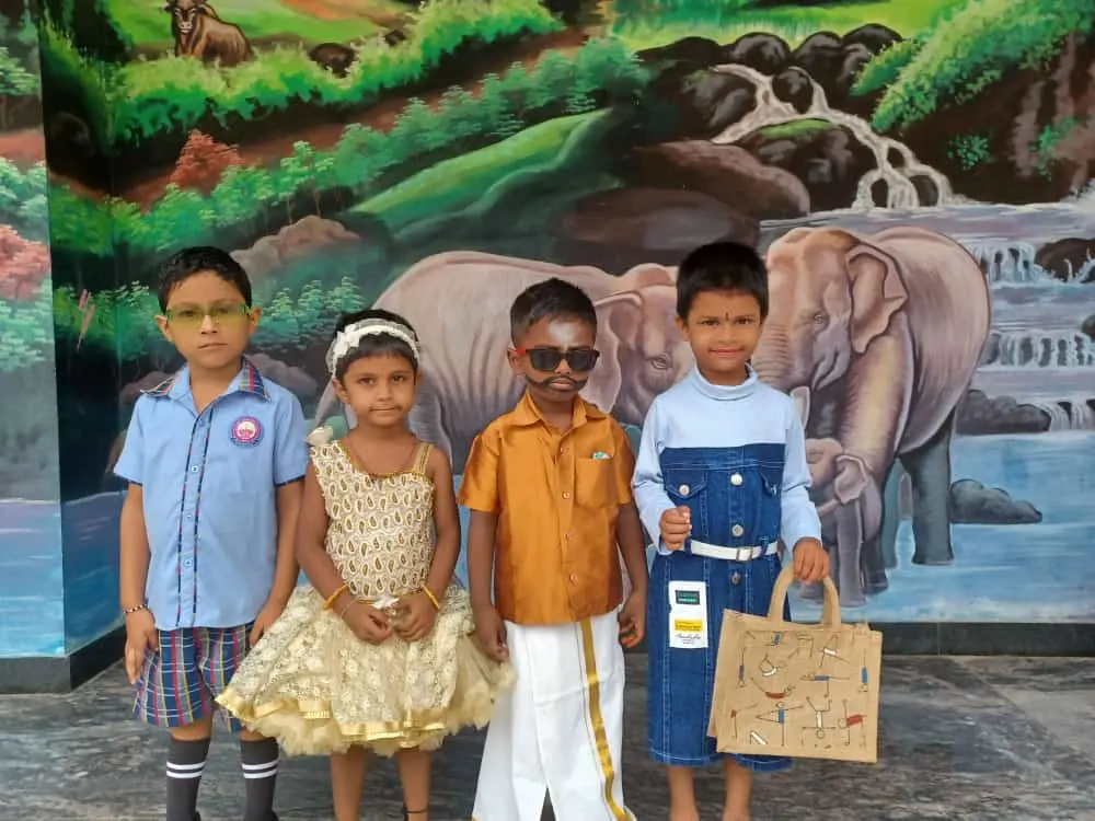  Theme Day: My Family