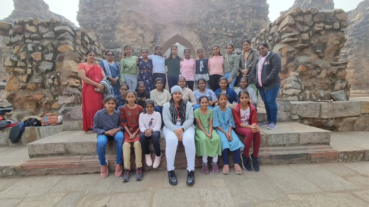 Sri Ambal Thulasi Public School - Excursion Delhi 2022